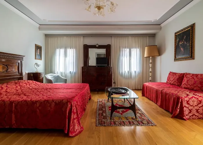 Ca' Rosetta 3* البندقية